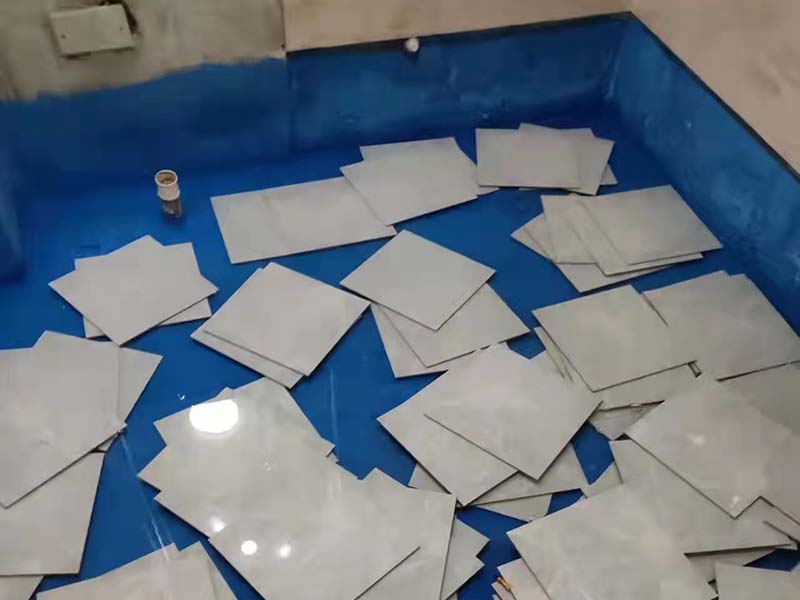 衛(wèi)生間改造不想拆瓷磚怎么翻新？衛(wèi)生間裝修費(fèi)用大概多少錢？(圖4)